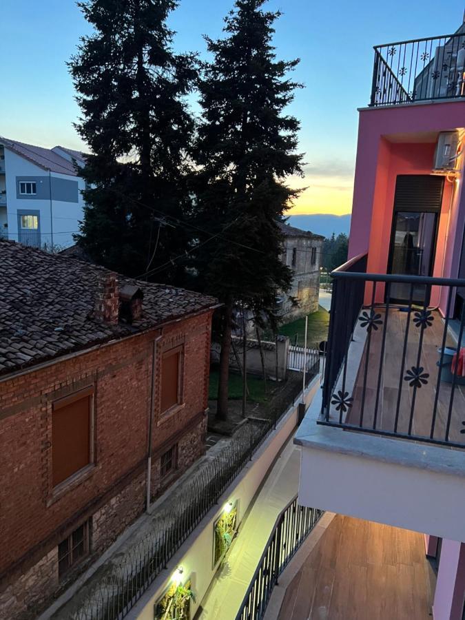 Alma Rose Apartment Korce Extérieur photo